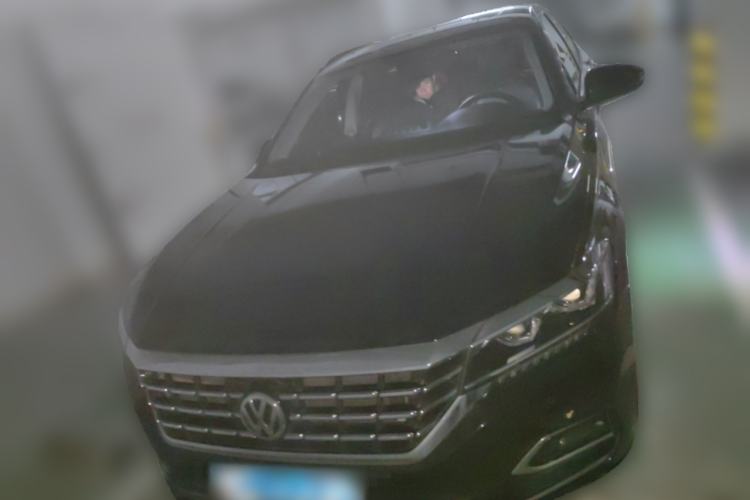 Used Volkswagen Passat 2019 330TSI Luxury Edition China VI Standard