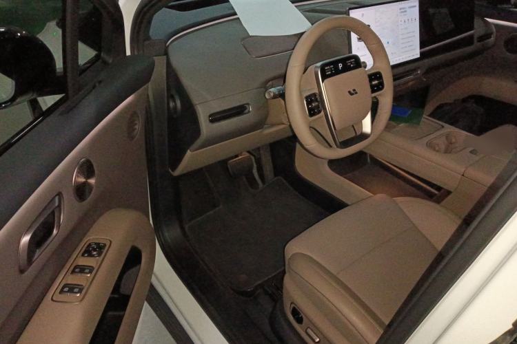 Used Li Auto Li Auto i6 2025 Model Two-Wheel-Drive Standard Type