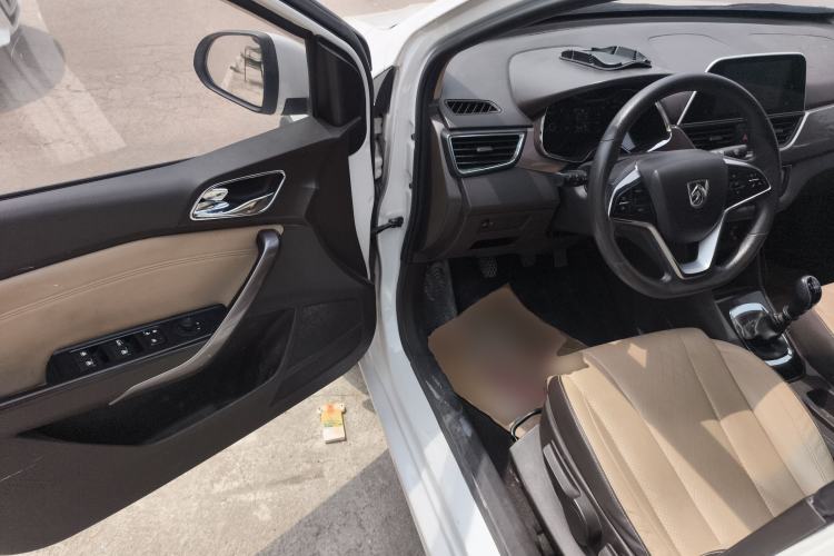 Used Baojun 310W 2017 1.5L Manual Fashion Edition China VI Driver Seat