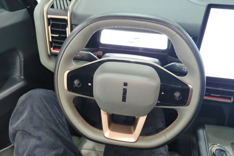 Used iCAR 03 2024 501km Four-wheel Drive Long-Range Advanced Version Steering Wheel