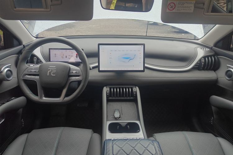 Used BYD Yuan PLUS 2025 Intelligent Driving Version 430 KM – Leading Edition Center Console