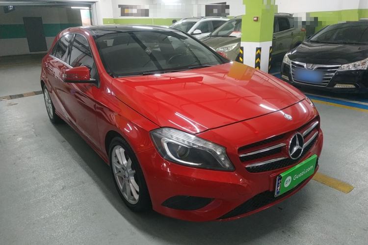 Used Mercedes-Benz A-Class 2015 A 180 Front Right 45 Deg