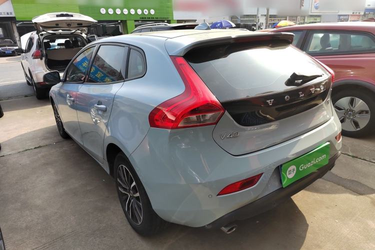 Used Volvo V40 2017 T3 Zhiyi Edition