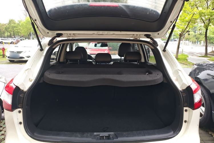 Used Nissan Qashqai 2017 2.0L CVT Smart Enjoyment Version China V Standard Trunk