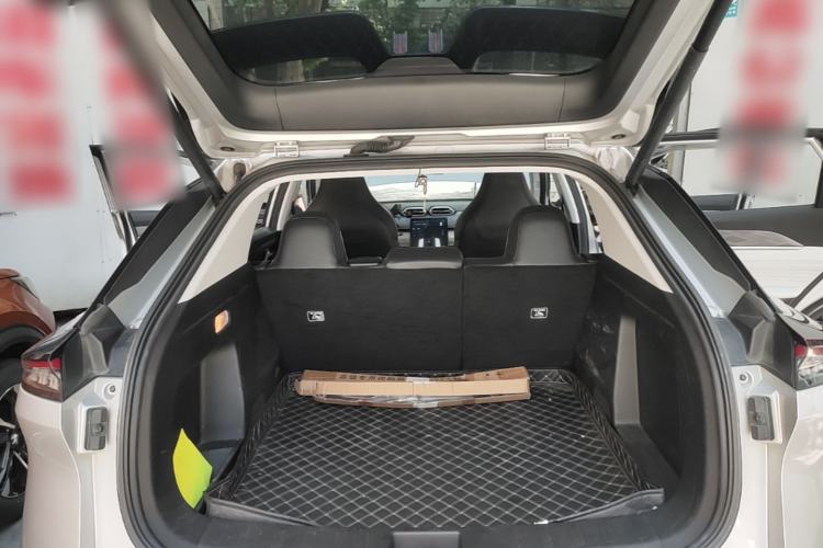 Used Dongfeng Aeolus Mage 2023 DH-i 1.5T Luxury Edition
