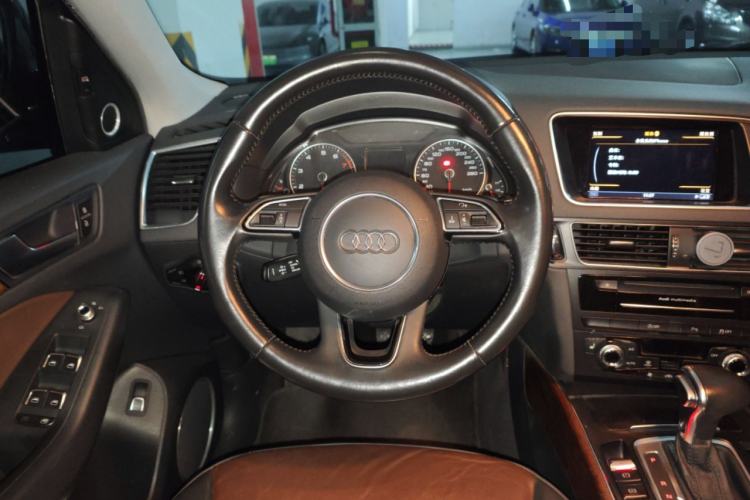 Used Audi Q5 2016 40 TFSI Comfort Model
