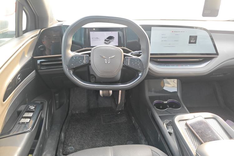 Used Hongqi EH7 2024 690 Pro
