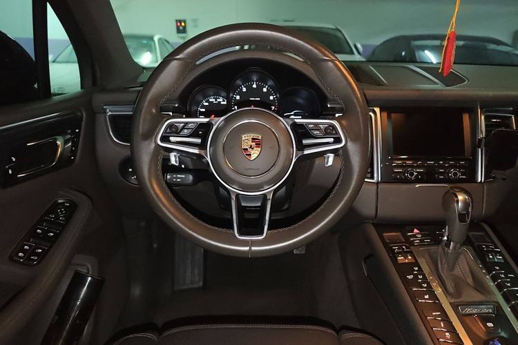 Used Porsche Macan 2016 Macan 2.0T
