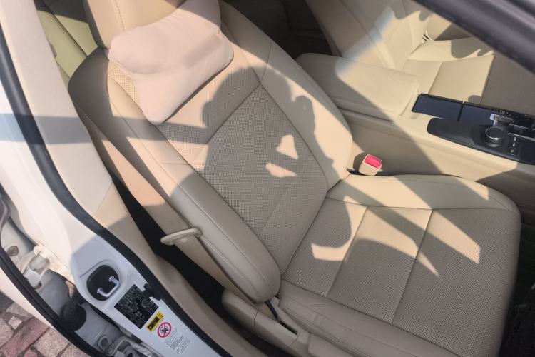 Used Lexus ES 2014 300h Elite Edition