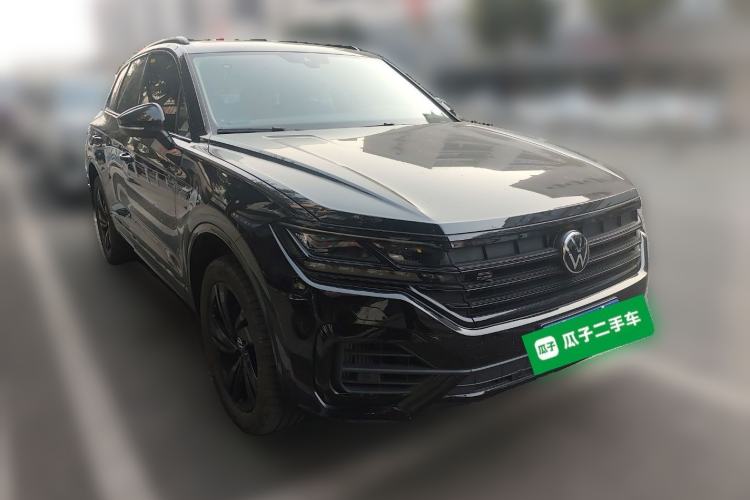 Used Volkswagen Touareg 2023 3.0 TSI Luxury Edition Obsidian Black Sport Package
