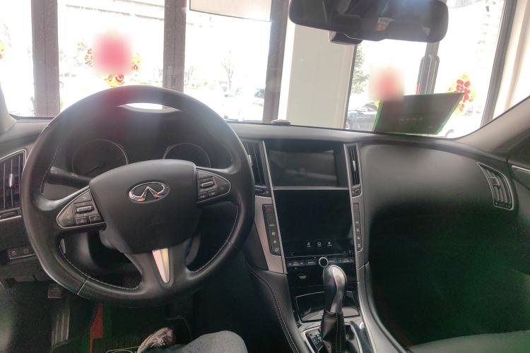 Used Infiniti Q50L 2016 2.0T Enjoyment Edition
