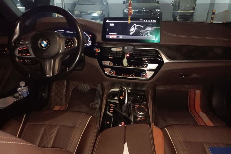 Used BMW 5 Series 2021 Facelifted 525Li M Sport Package
