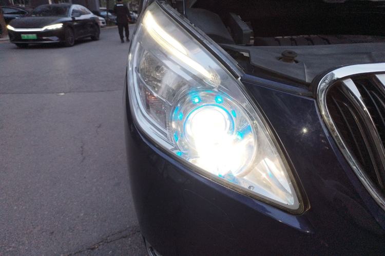 Used Buick GL8 2014 2.4L LT Luxury Business Executive Edition
