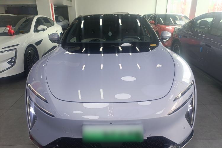 Used Avatr 06 2025 Pro Range-Extended Edition Front