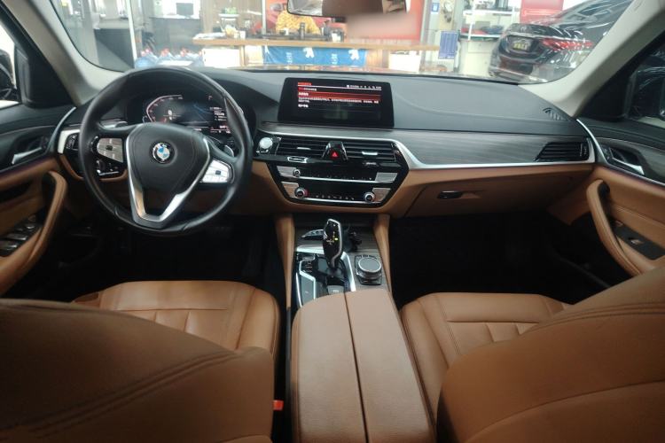 Used BMW 5 Series 2020 530Li Leading Edition Luxury Package Center Console