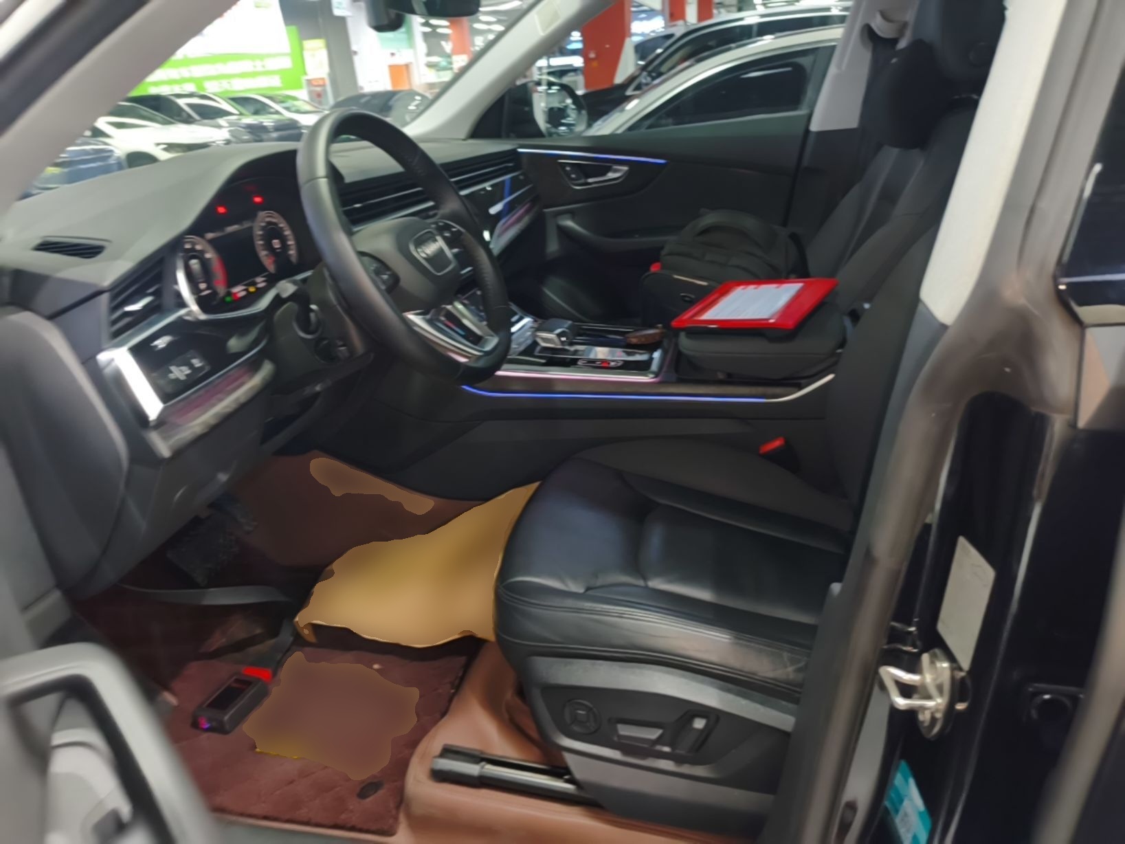 Interior delantero