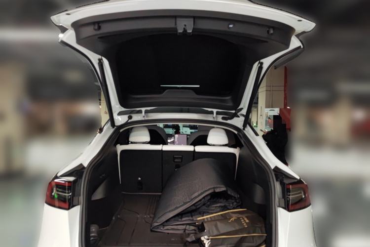 Used Tesla Model Y 2022 Rear-Wheel-Drive Version
