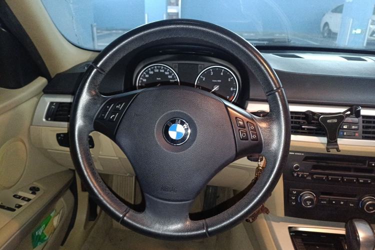 Used BMW 3 Series 2012 318i Leading Model
