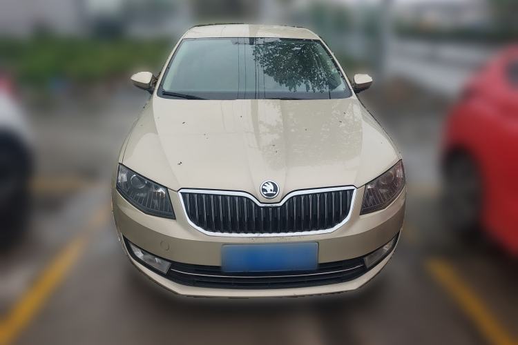 Used Skoda Octavia 2015 1.6L Manual Yijie Edition Front