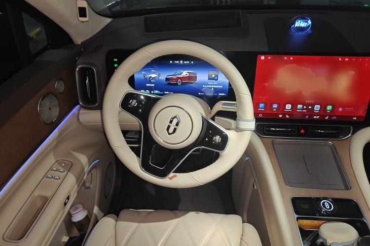 Used Hima AITO M9 2025 Extended-Range Ultra Version 52 kWh 6-Seater