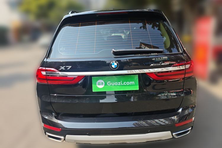 Used BMW X7 2022 xDrive40i Luxury Package with Leading Features
