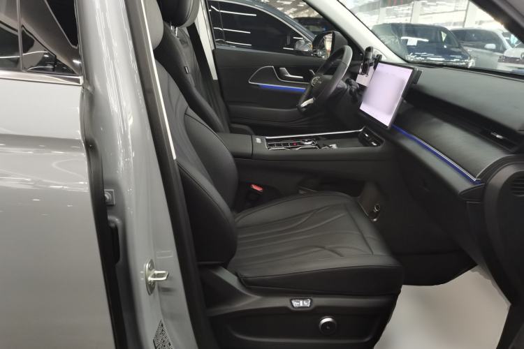 Used Chery Fengyun T9 2024 120 Long-Range Flagship Version 7 Seats Lithium Iron Phosphate