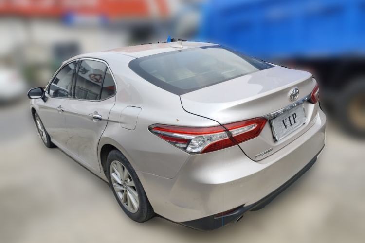 Used Toyota Camry 2021 2.0G Luxury Edition
