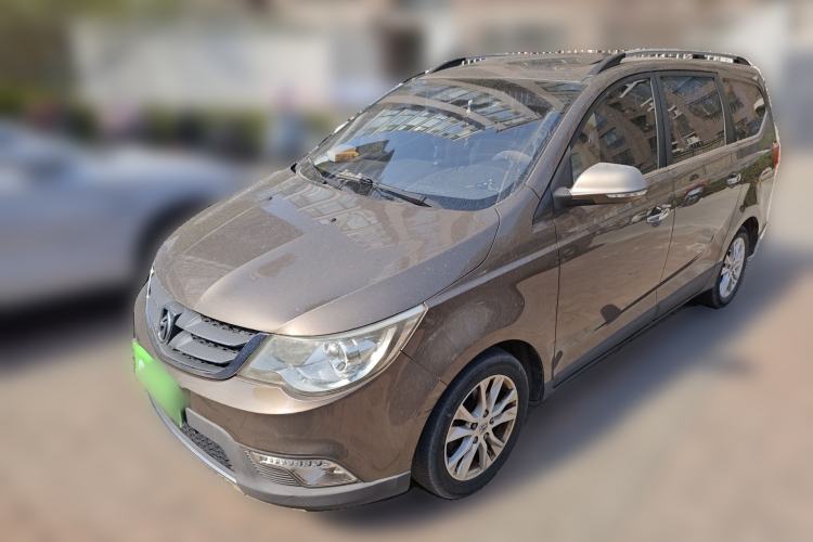 Used Baojun 730 2014 1.5L Manual Luxury Navigation ESP Version 7 Seats