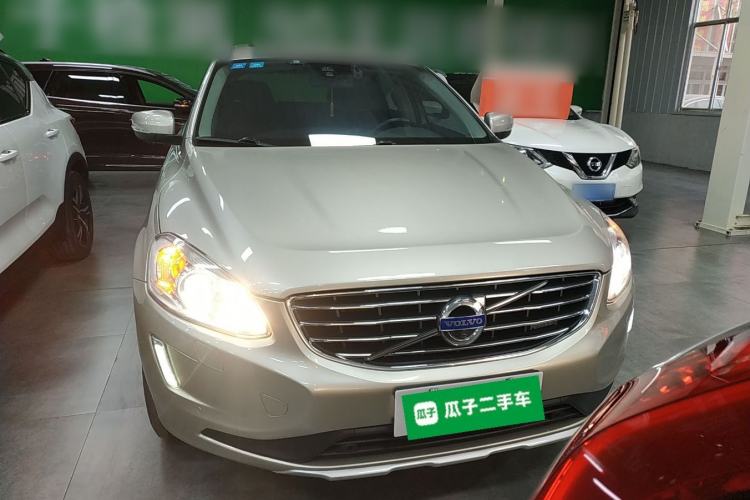 Used Volvo XC60 2017 T5 AWD Smart Upgrade Edition
