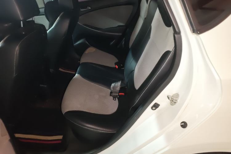 Used Hyundai Verna Ray 2014 1.4L Automatic GLX Left Rear Seat