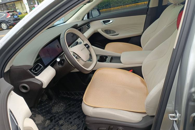 Used Roewe D7 2023 DMH 125km Excellence Edition