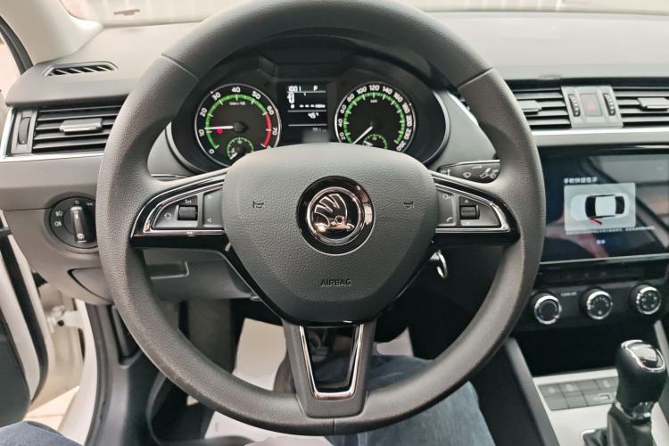 Used Skoda Octavia 2020 1.5L Automatic SmartDrive Comfort Edition