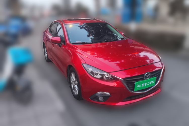 Used Mazda 3 Axela 2016 Sedan 1.5L Automatic Luxury Model