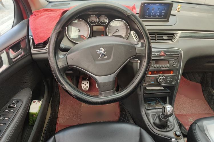 Used Peugeot 308 2012 1.6L Manual Fashion Edition
