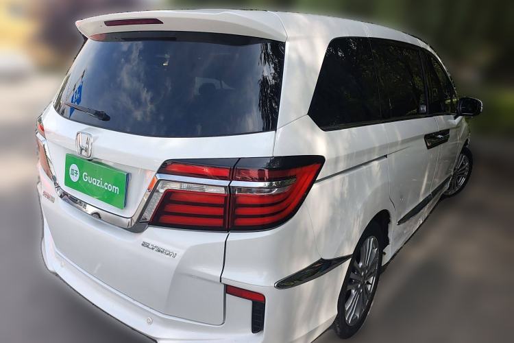 Used Honda Elysion 2016 2.4L Luxury Edition
