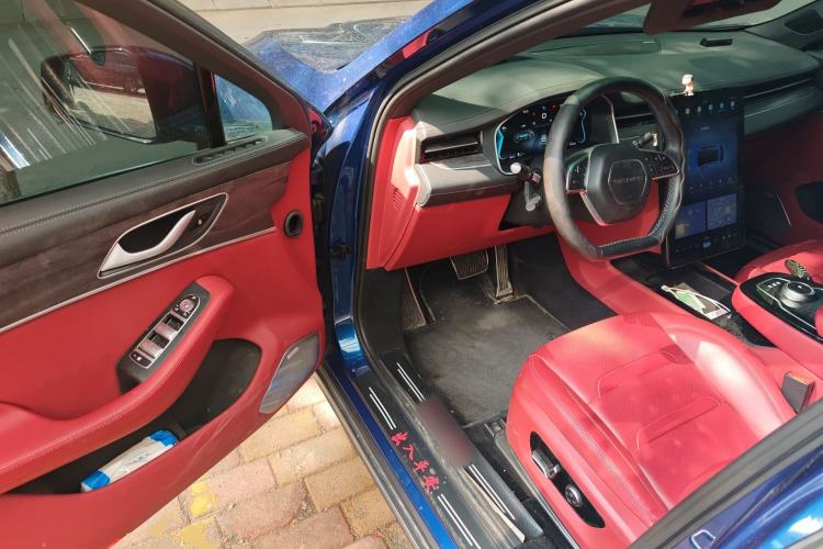 Used SERES SF5 2021 Four-Wheel Drive Freedom Expedition Edition