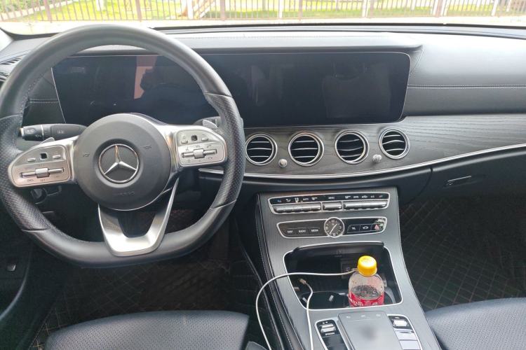 Used Mercedes-Benz E-Class 2020 Facelift E 260 L Sport Edition Center Console