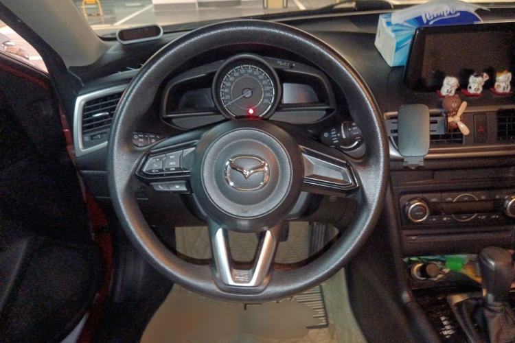 Used Mazda 3 Axela 2019 Cloud-Controlled Version Hatchback 1.5L Automatic Luxury Model Emission Standard China V Steering Wheel