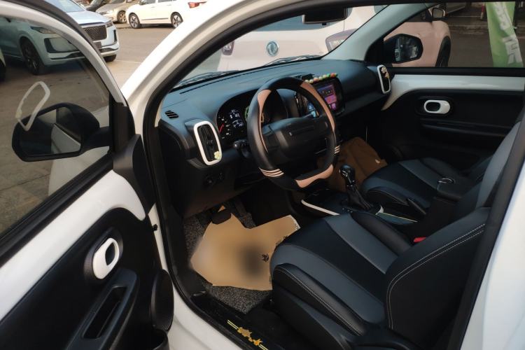 Used Roewe Clever 2022 311km QiQi BoBo Edition Driver Seat