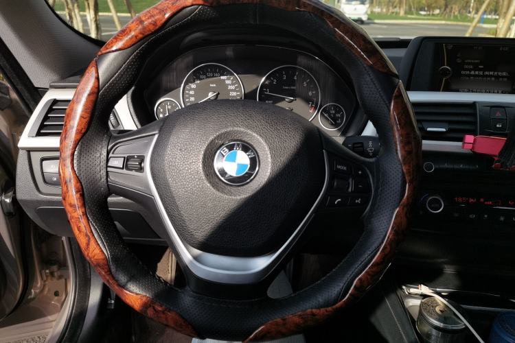 Used BMW 3 Series GT 2013 320i Leading Model Steering Wheel