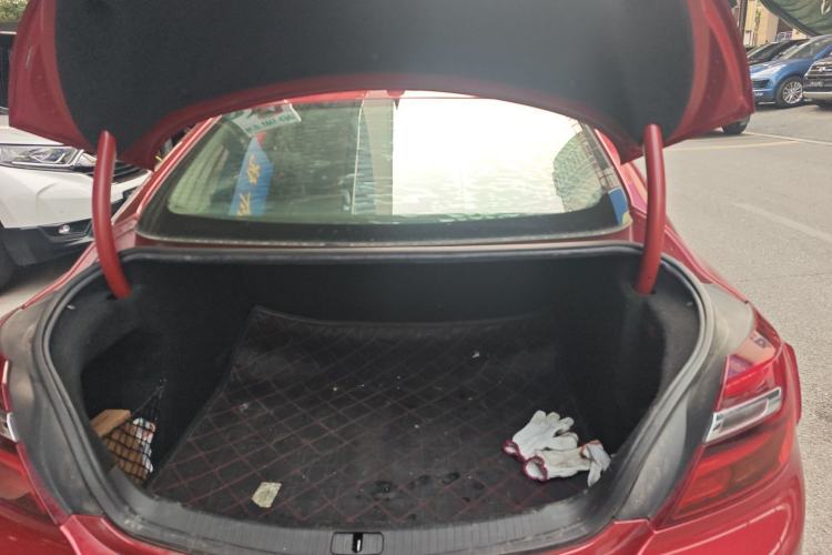 Used Buick Regal 2014 1.6T Fashionable Tech Edition Trunk