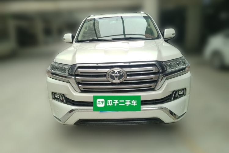 Used Toyota Land Cruiser  Front