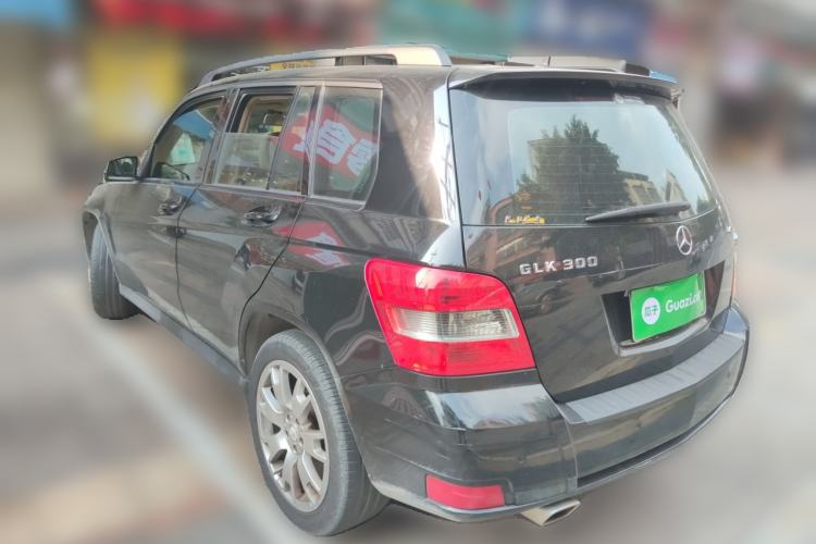 Used Mercedes-Benz GLK-Class 2011 GLK 300 4MATIC Luxury Model
