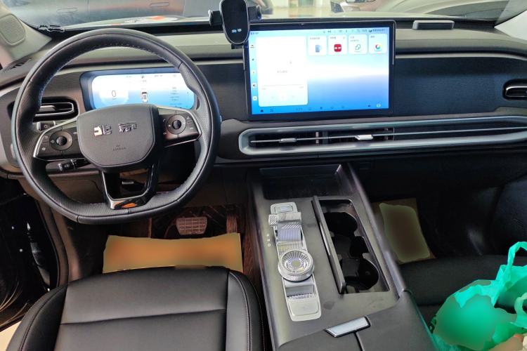 Used BAIC Off-Road BJ30 2024 1.5T Light Wilderness Pro Edition Center Console