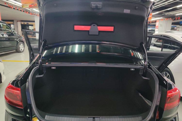 Used Volkswagen Magotan 2020 330TSI DSG Leading Model
