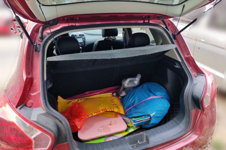 Used Nissan Tiida 2013 1.6L CVT Cool Cafe Edition