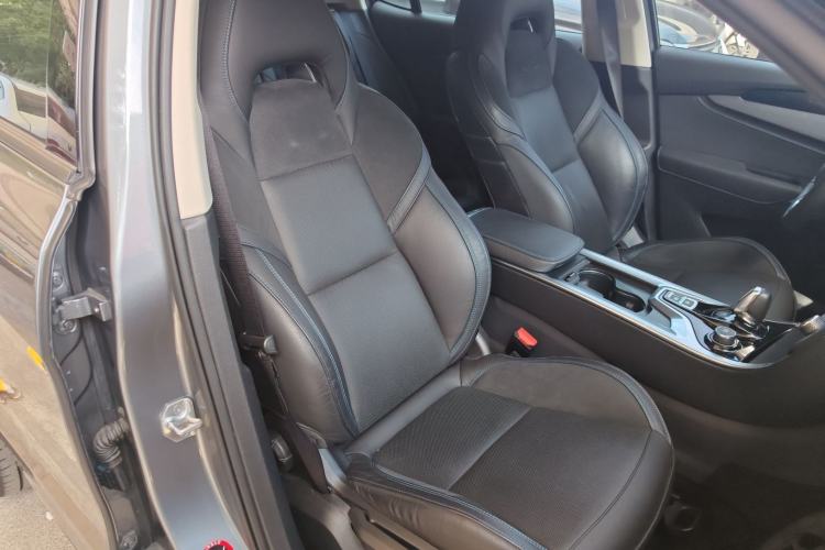 Used Lynk & Co 01 EM-P 2018 1.5T PHEV Jing Guo V
