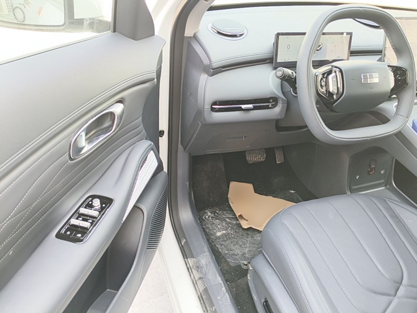 Geely Galaxy Xingjian 7 EM-i 2026 Model 130km Launch Edition — снимка 18