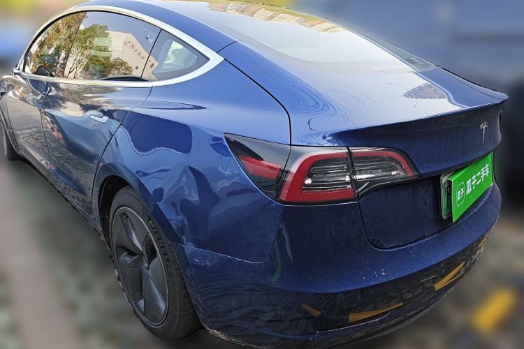 Used Tesla Model 3 2019 Long-Range Rear-Wheel-Drive Version