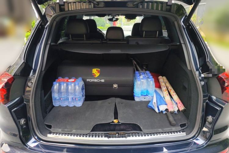 Used Porsche Cayenne 2016 Cayenne 3.0T Trunk